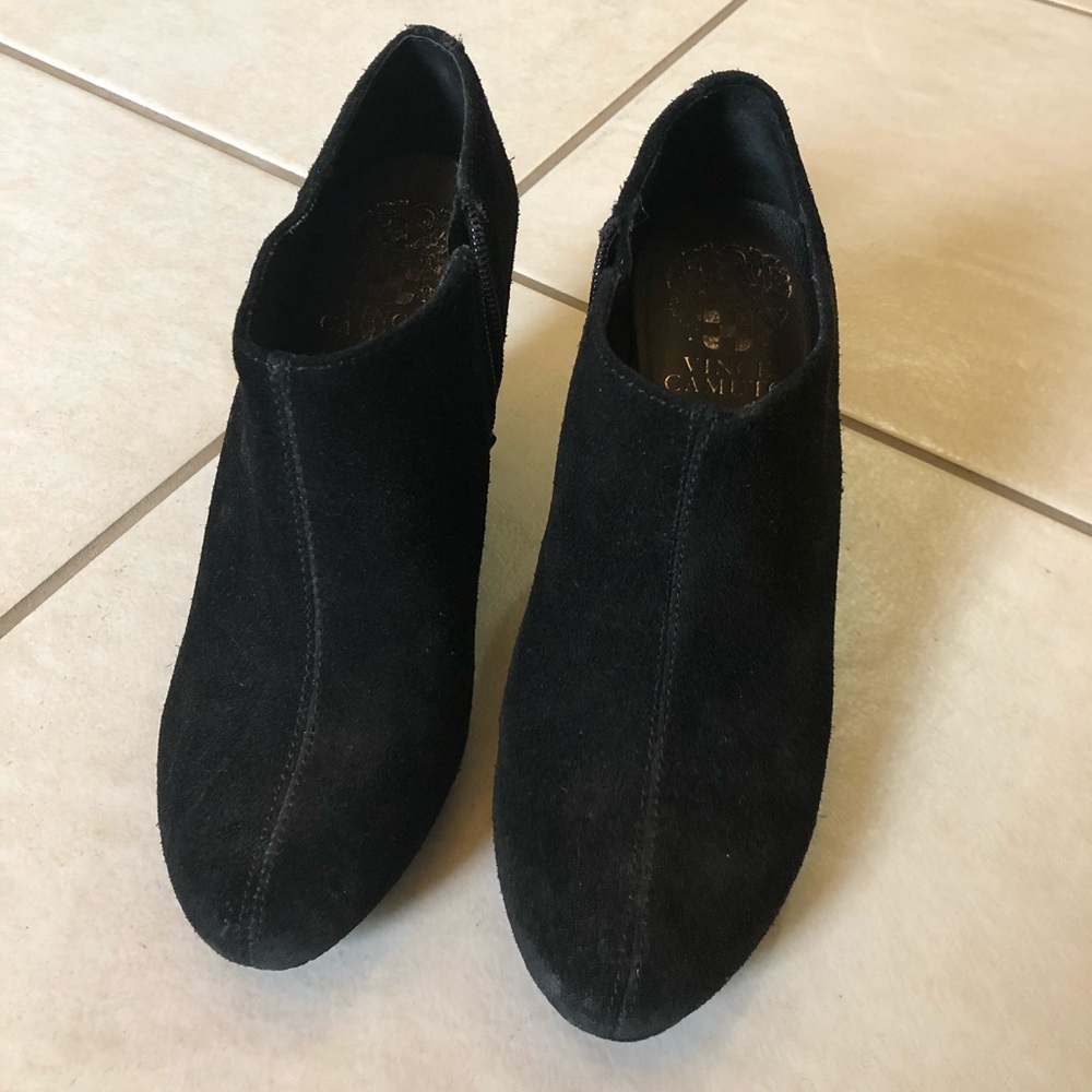 Vince Camuto Daysha Suede Wedge Booties